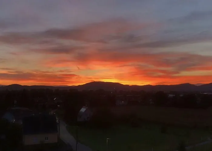 Komfortables Appartement/garconniere In Fuer Urlaub Und Geschaeftsreisen