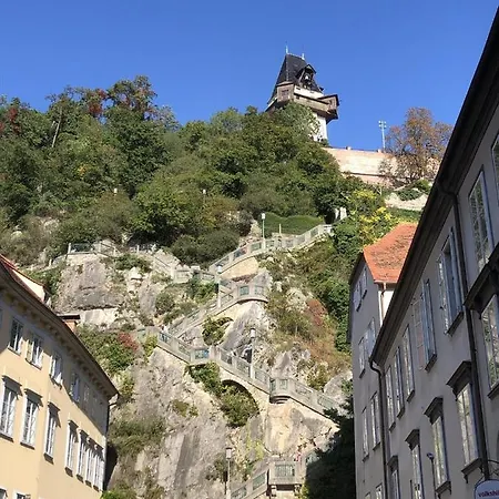 Komfortables Appartement/garconniere In Fuer Urlaub Und Geschaeftsreisen *