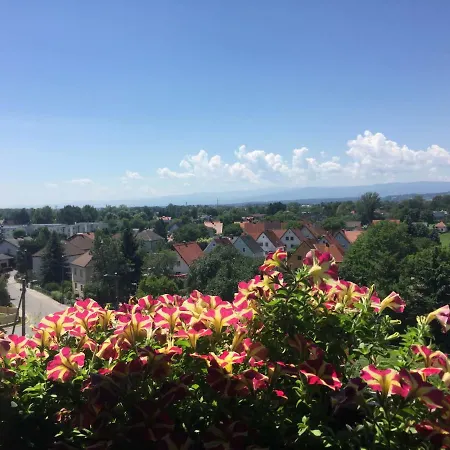 Komfortables Appartement/garconniere In Fuer Urlaub Und Geschaeftsreisen